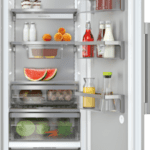 K 2602 SF 24" Refrigerador MasterCool SS Panel derecho