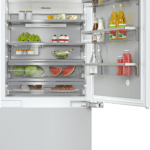 KF 2902 Vi 36" MasterCool Frg/Frzr Bottom Mount Integrated RH Vi